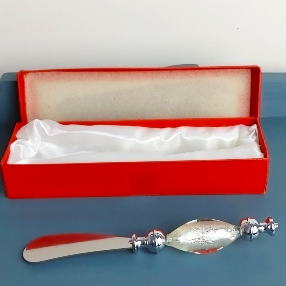 Abbott Brand Pate or Spreader Knife Glass Bead Stainless Steel New in Box